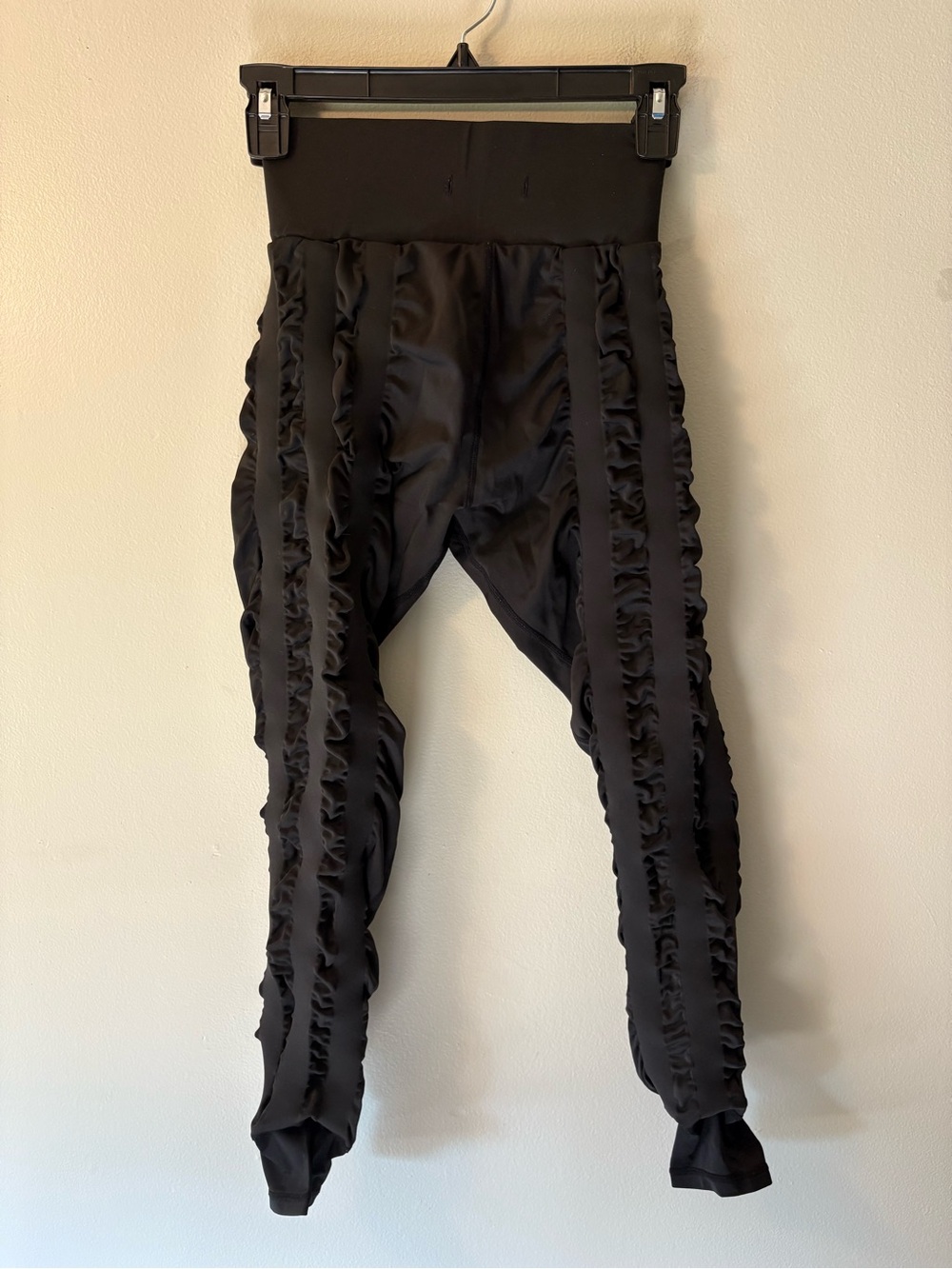 SKINNIFY Black Resistance Band Leggings, Size Small Women’s
